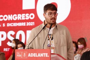 Juventudes Socialistas solicita al Gobierno de López Miras un bono regional de transporte joven para estudiantes